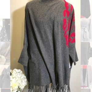 Cashmere - gray sleeved poncho